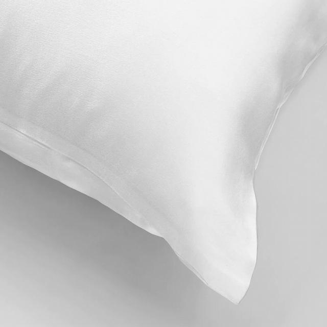 Lanham Silk Pillowcase