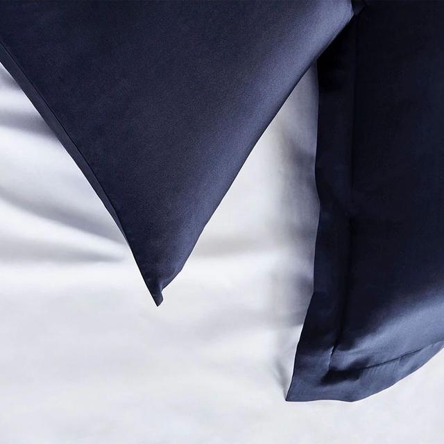 Lanham Silk Pillowcase