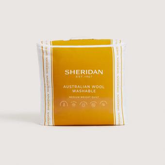 Australian Wool Washable Medium Weight Quilt (pure white)