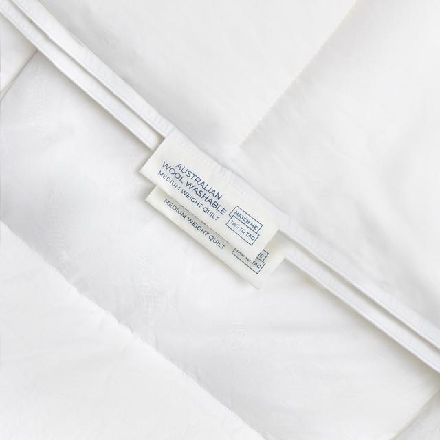 Australian Wool Washable Medium Weight Quilt