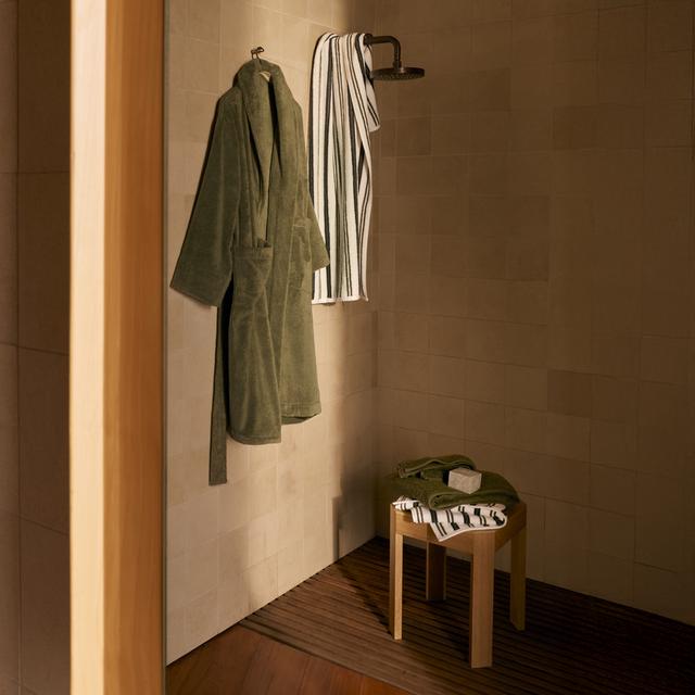 Aven Robe