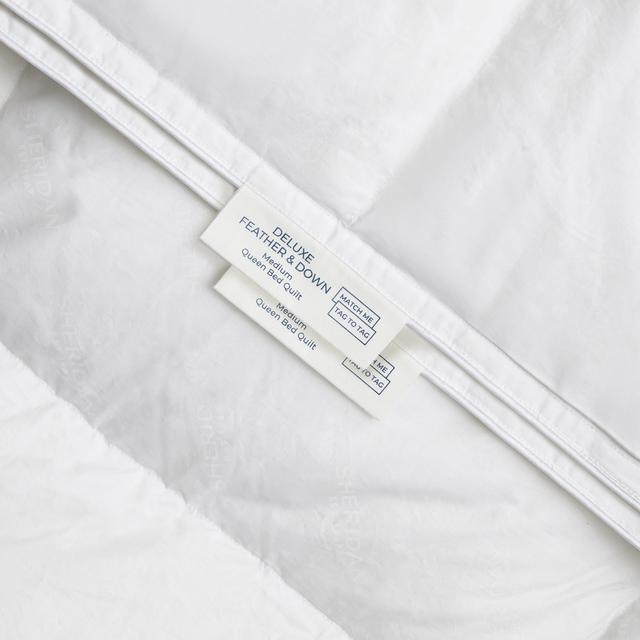 Deluxe Feather & Down Medium Weight Quilt