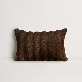 Leider Faux Fur Breakfast Cushion (chocolate)