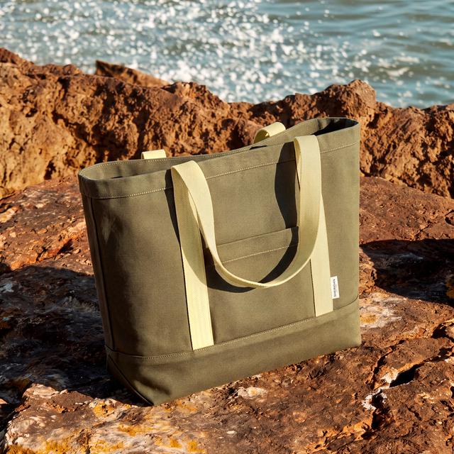 Palmes Tote Bag