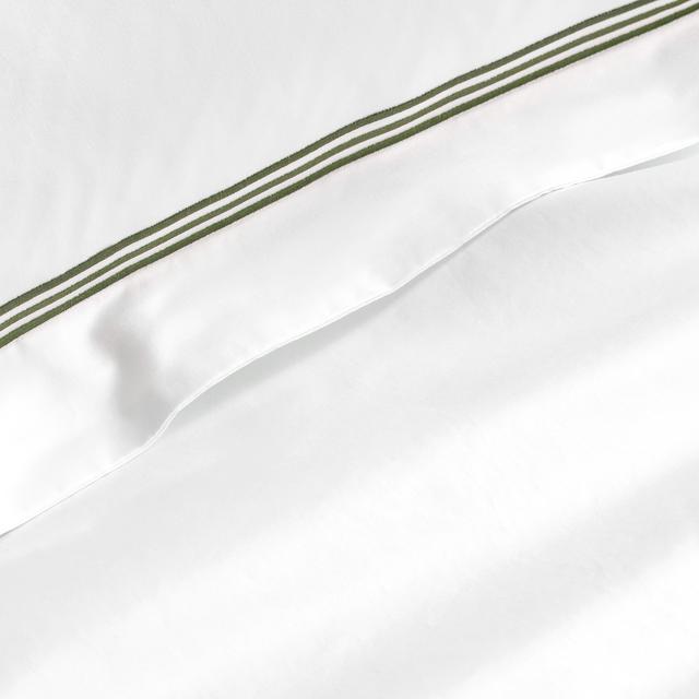 1200TC Palais Pillowcase Pair in snow/moss