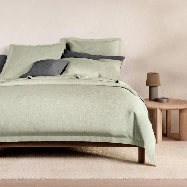 Abbotson Linen Quilt Cover in moss marle