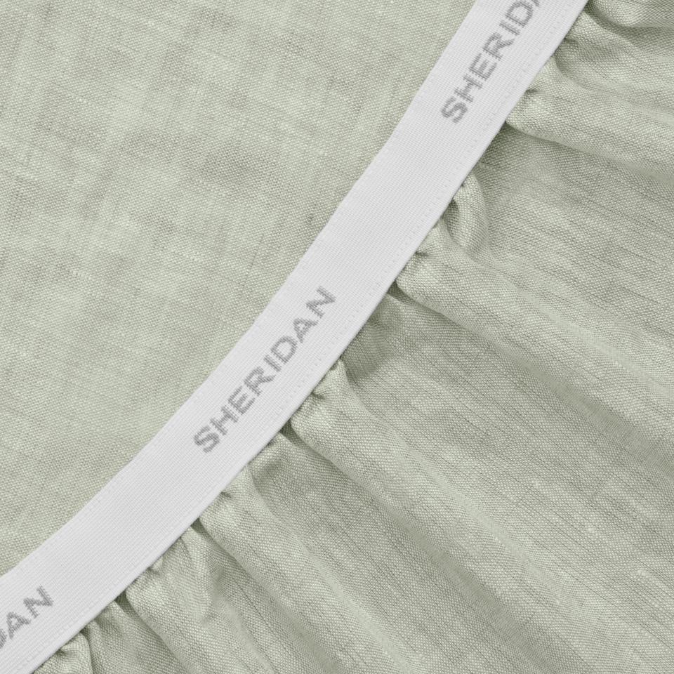Abbotson Linen Fitted Sheet in moss marle