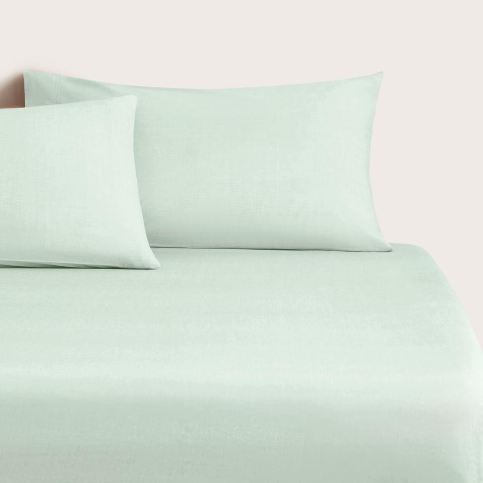 Reilly Fitted Sheet in light peppermint
