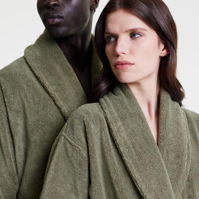 Aven Robe