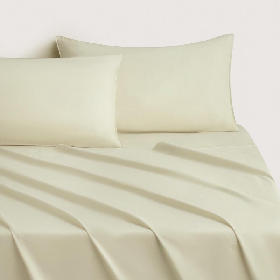 Bayley Washed Cotton Sheet Set in soft green