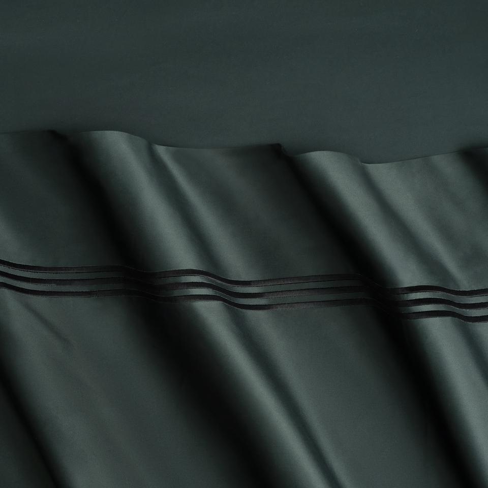 1200TC Palais Tailored Pillowcase in ivy
