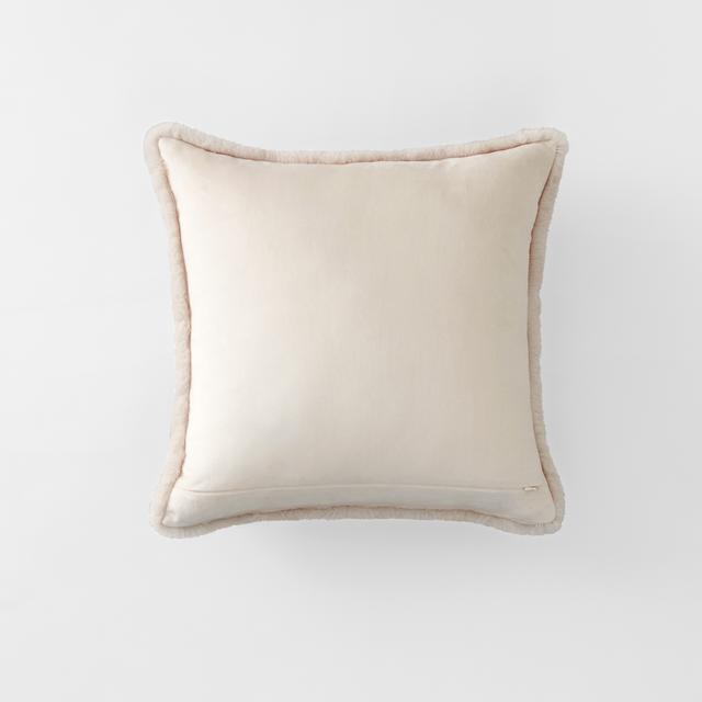 Carlson Cushion