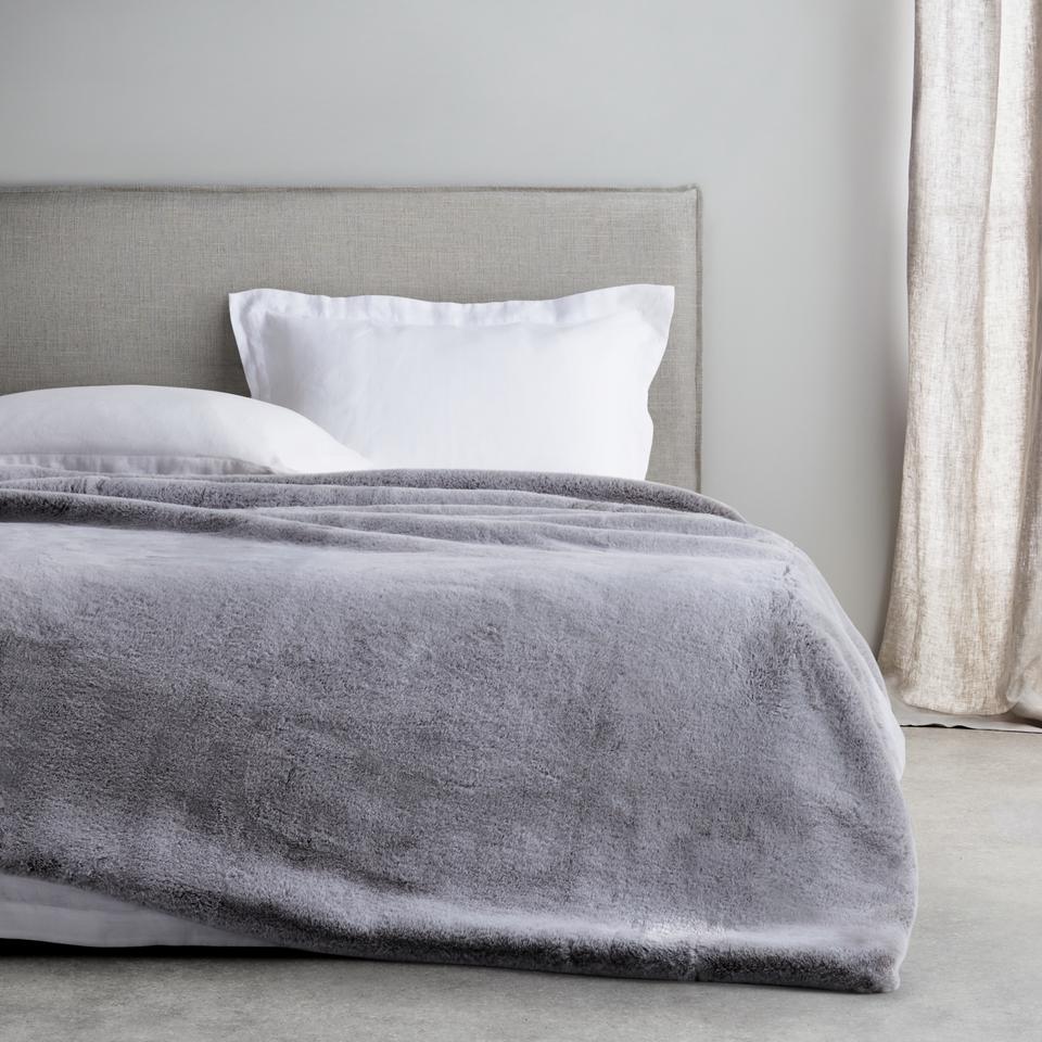 Carlson Blanket in smoke