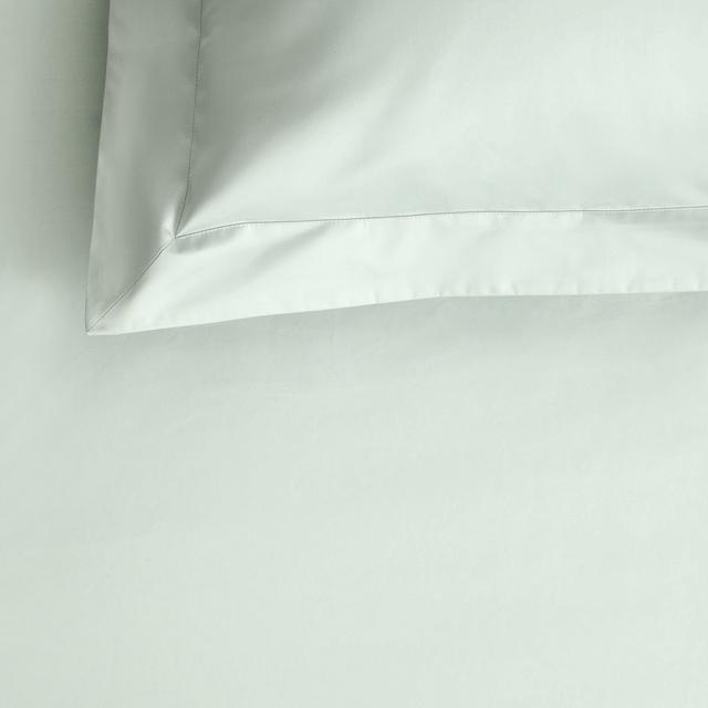 1200TC Ultimate Sateen Fitted Sheet in light peppermint