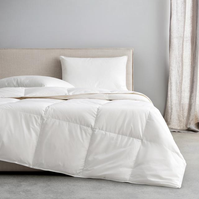 Deluxe Feather & Down Light Weight Quilt