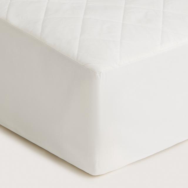 Cool & Cotton Waterproof Quilted Mattress Protector in pure white