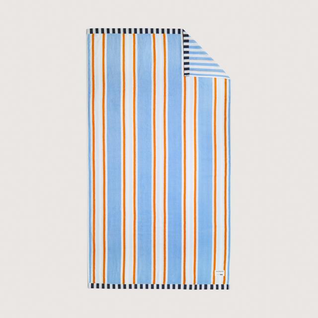 Sleepsafe Beach Towel in daylight