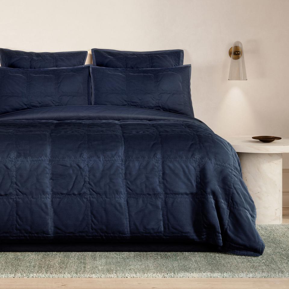 Remme Bed Cover in midnight