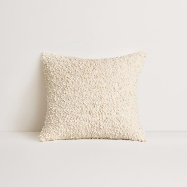 Rey Square Cushion in porcelain