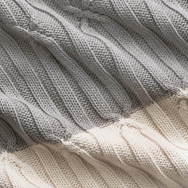 Lenno Throw in powder grey