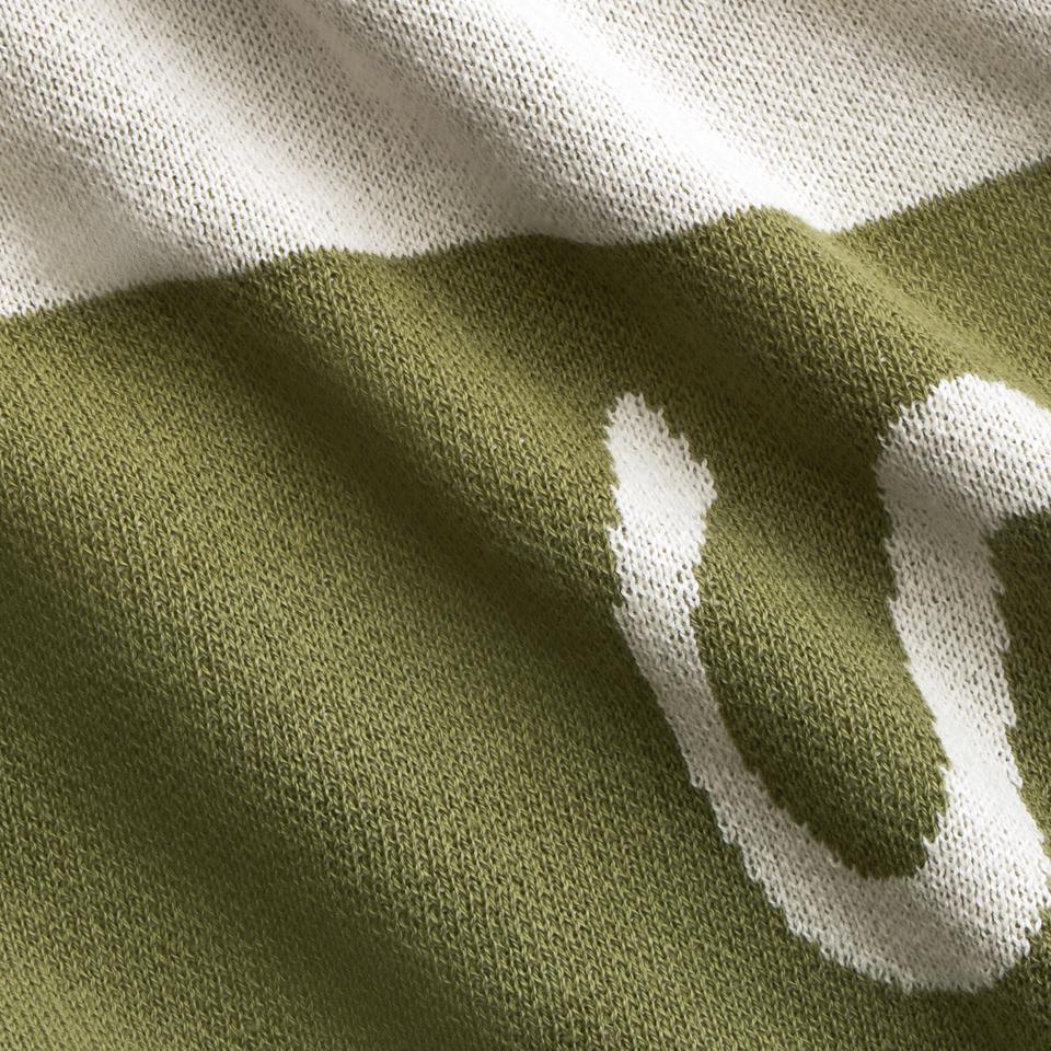 Logo Throw in moss
