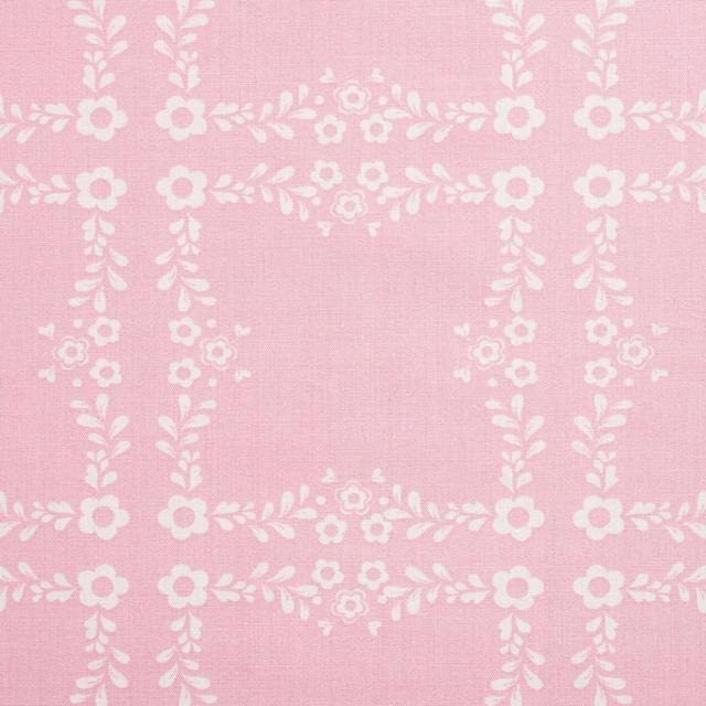 Lacey Fitted Sheet Set in musk
