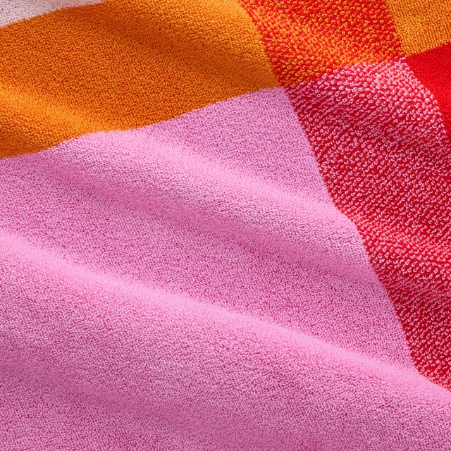Elysun Beach Towel in sweet pea
