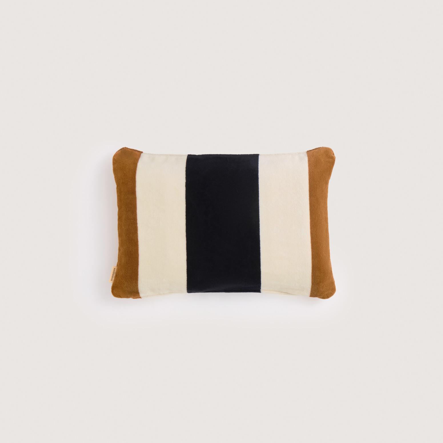 Apolle Beach Pillow