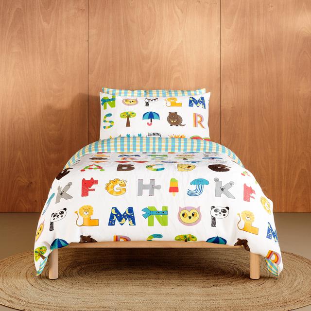 Alphabed Quilt Cover Set in multi