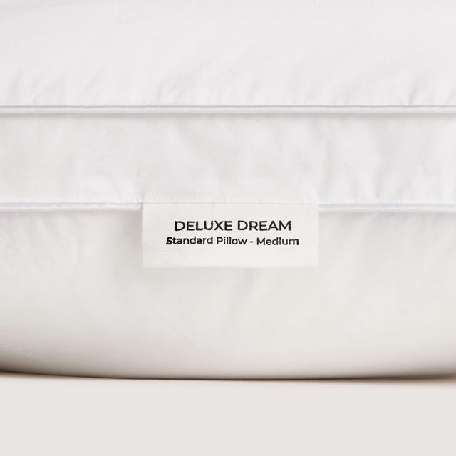 Deluxe Dream Medium Pillow