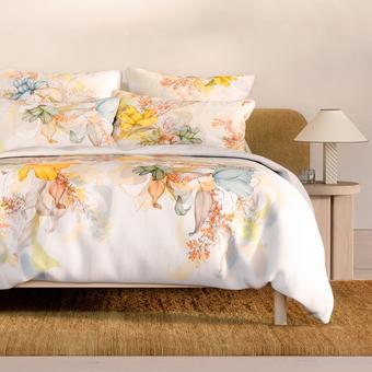 Treni Quilt Cover (White)